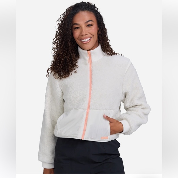 Bad Birdie THE COZY JACKET - WHITE ONYX Revesible Sherpa Puffer NWT - Picture 1 of 13